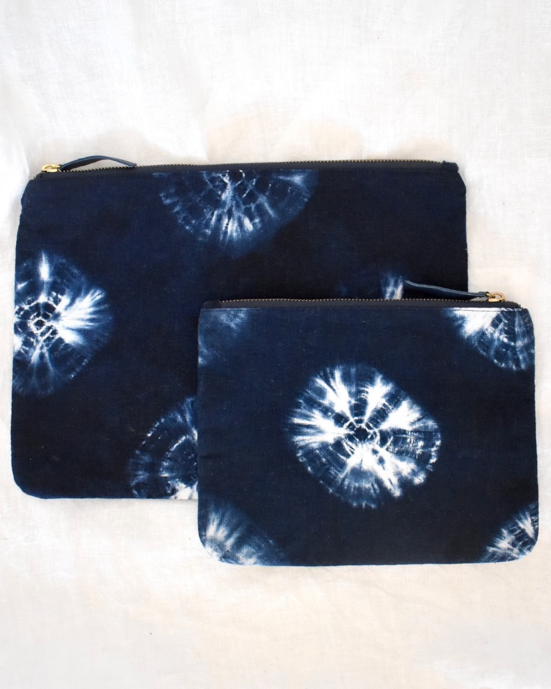 Tie-Dye Clutch Circles